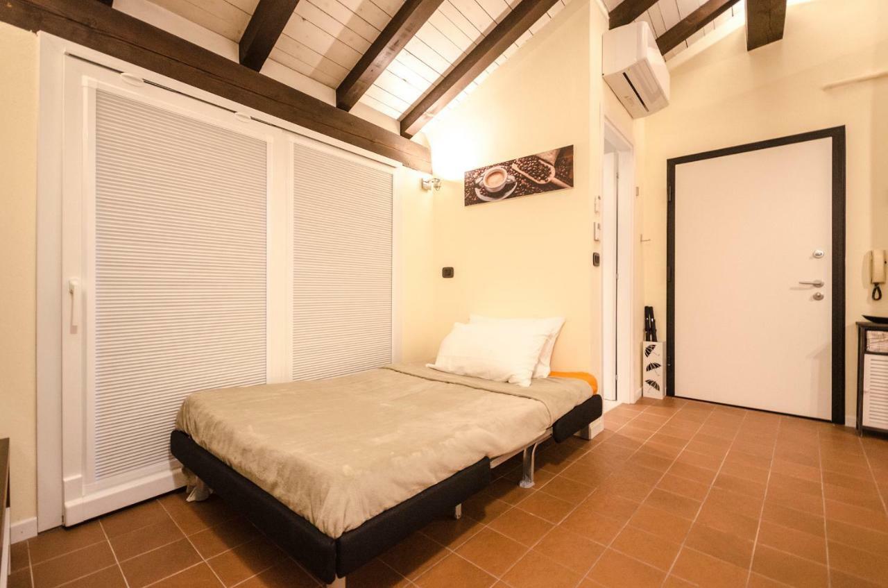 Ca' Di Leo, Private Terrace In Historical Center Apartman Bologna Kültér fotó
